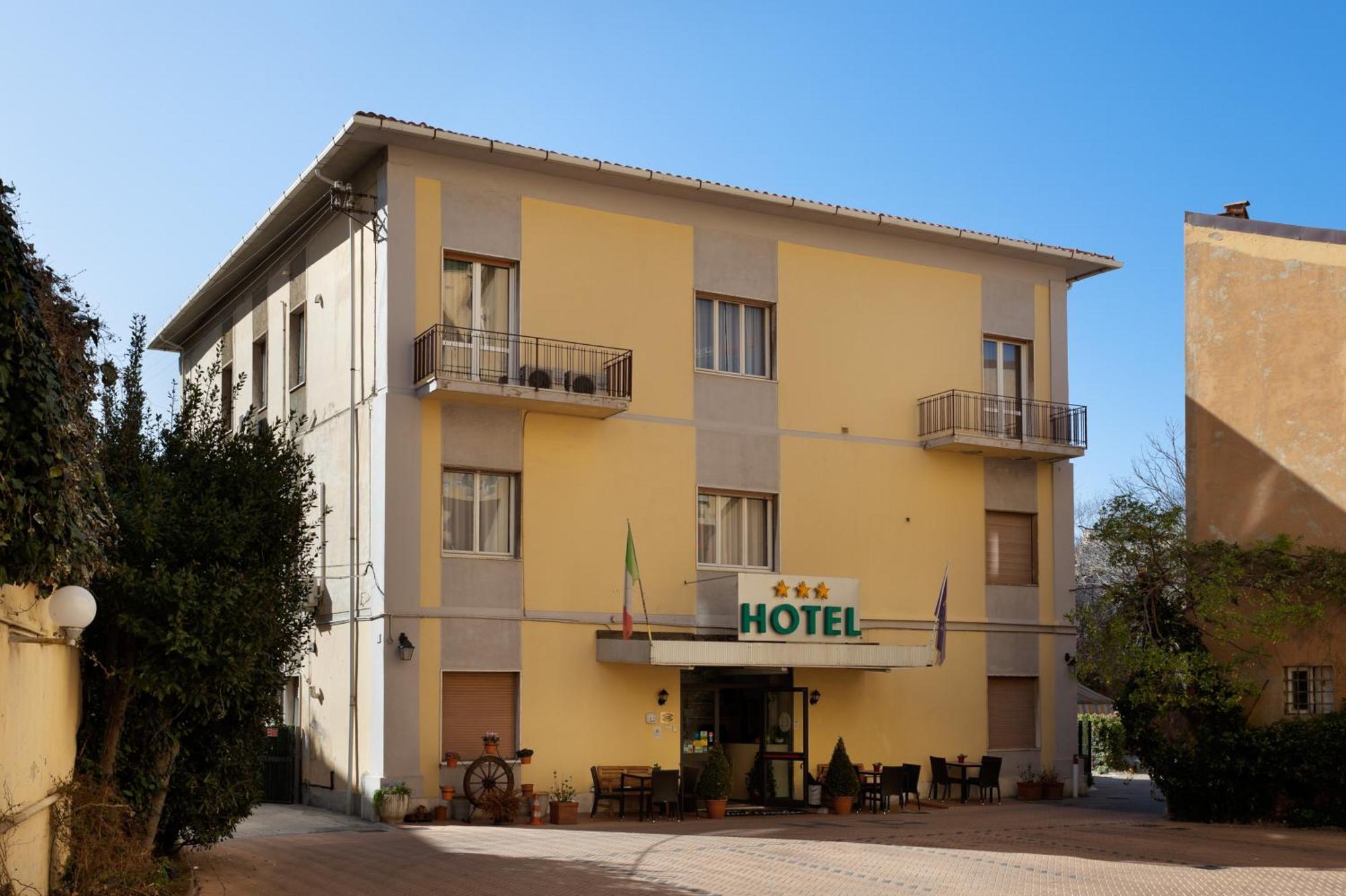 Parking Hotel Giardino Λιβόρνο Εξωτερικό φωτογραφία